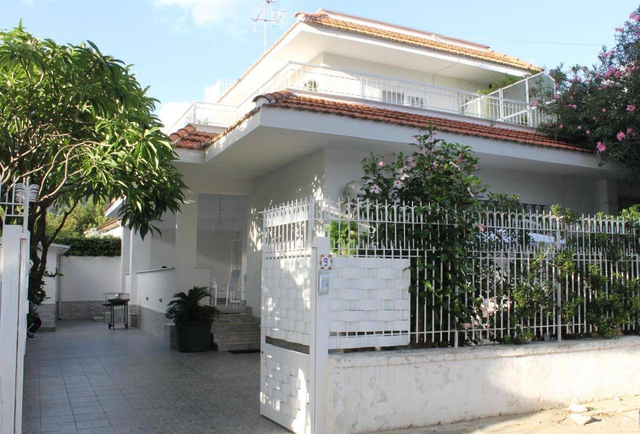 Casa Vacanza Peppino! Palermo Buitenkant foto